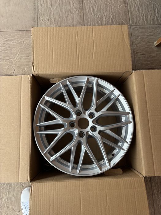 vând jante 5x110 avus af 19 polar silver