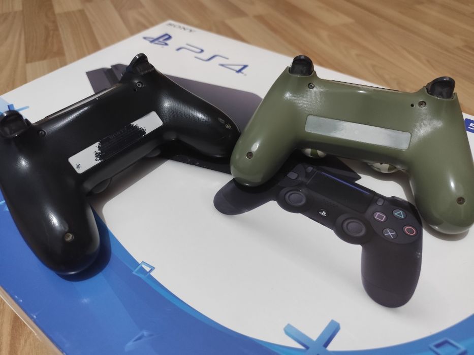 Ps4 slim+15 jocuri+2 controllere