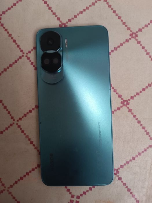 Продам смартфон.