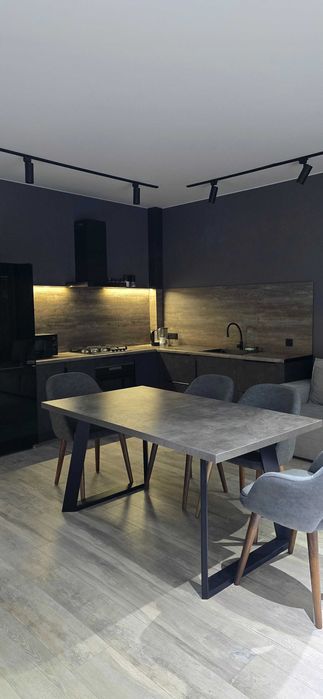 Коттедж 3 этажа 175м2 , Яшнабадский район, ор-р УЗБУМ