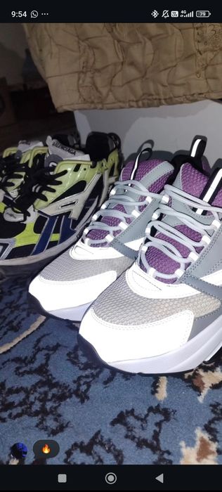 Balenciaga runner