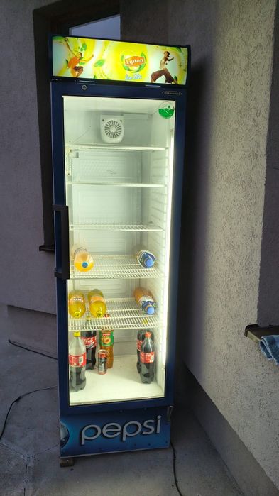 Vitrină frigorifică