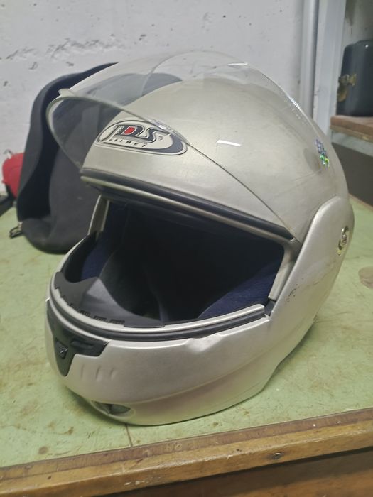 Продам  мотошлем