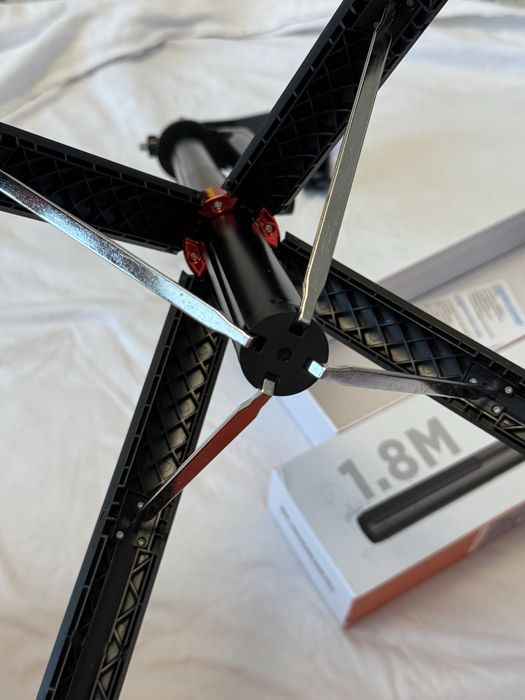 Selfie Stick Aliaj Aluminiu 4 Picioare cu Stabilizator Manual