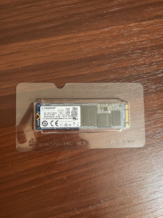 Продам SSD M.2 Kingston 256GB