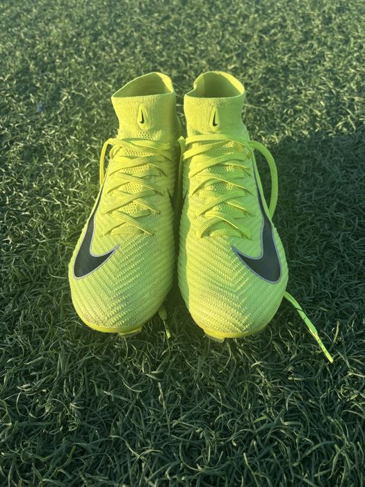 Бутсы Nike Mercurial