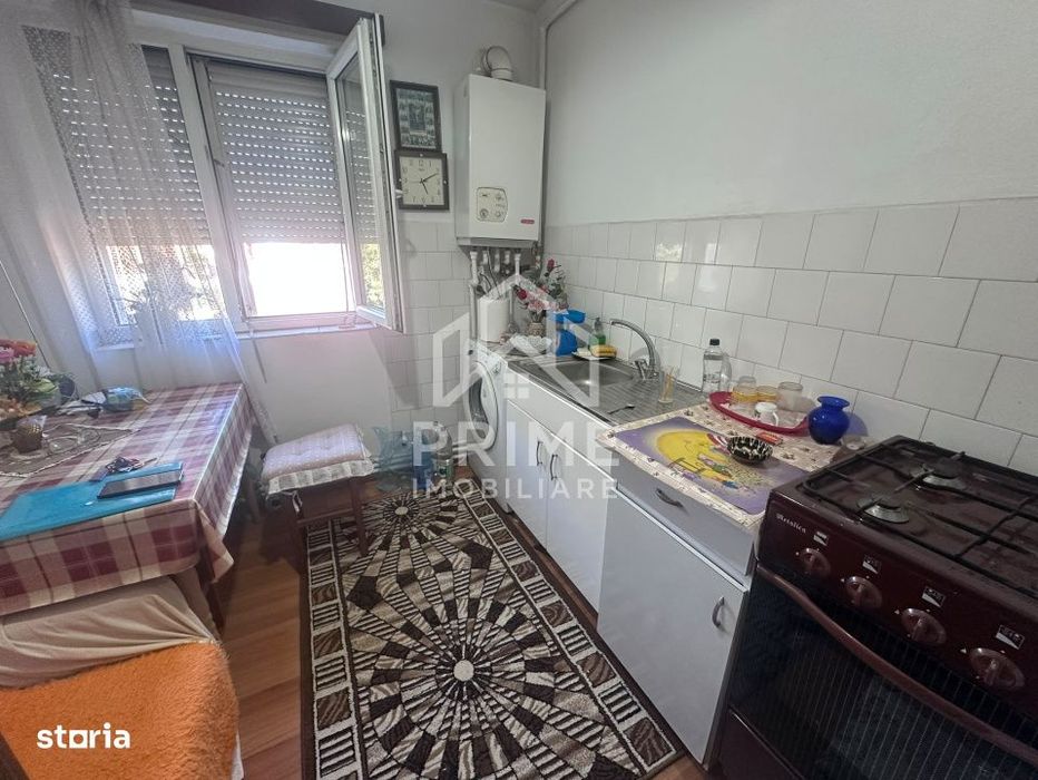 Apartament 2 camere| 44 mp| etaj 3| zona Cugir