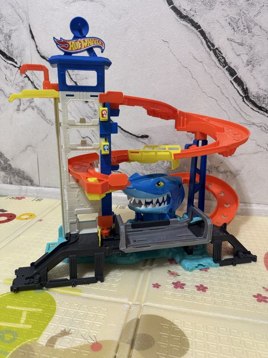 Продается хот вилс