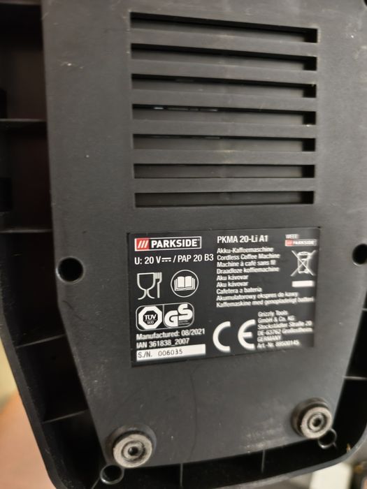 Преносима Кафе машина Parkside 20V с батерия и зарядно