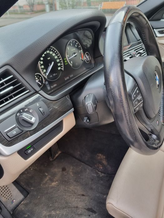 Volan M cu padele / comenzi / piele original Bmw m550d F11 F10