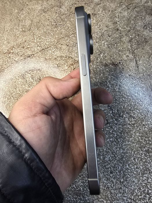 iPhone 15 pro max 256gb