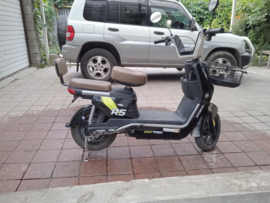 Электро мопед Tadi R5