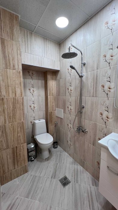 Дава се под наем Тристаен апартамент в София, Център - 65 кв.м за 765 € - Снимка #10