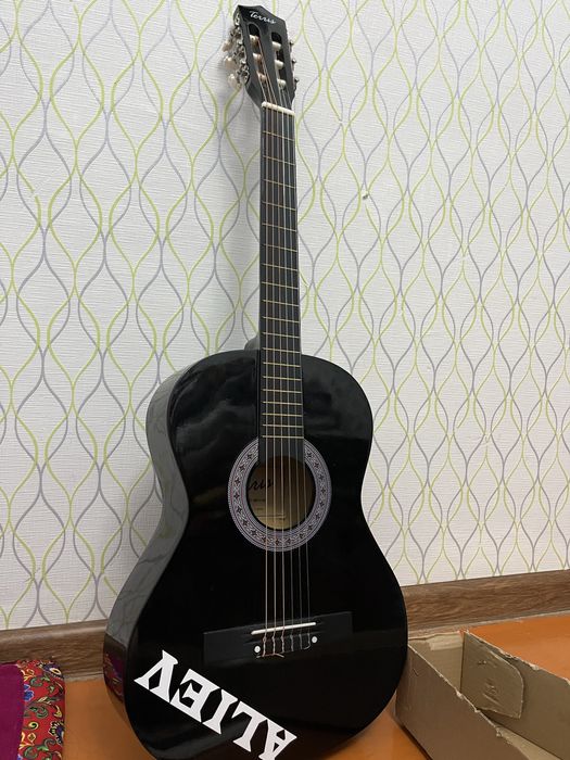 Класическая гитара