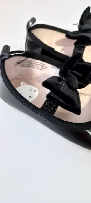 Чисто нови официални обувки за момиче