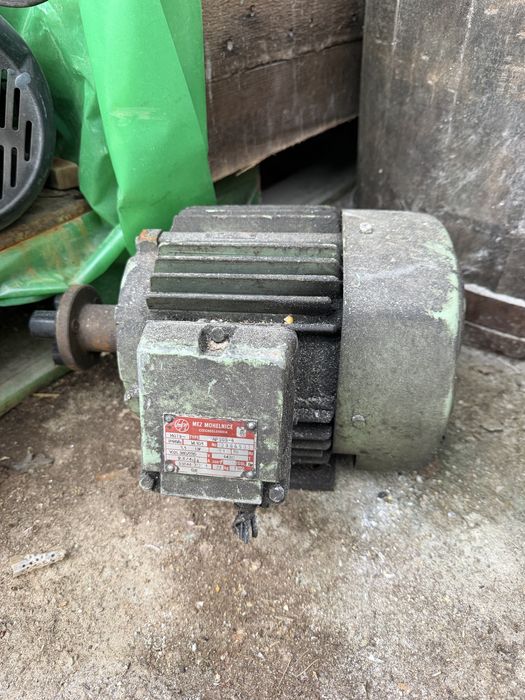 Motoare electrice