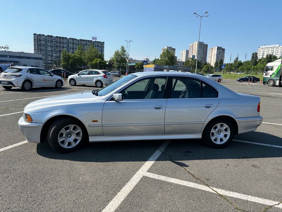 Bmw 525 - 2002г, 163кс