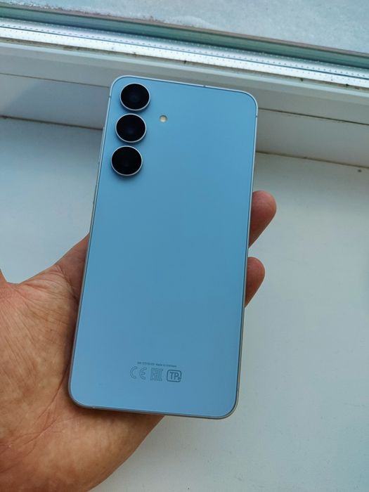 Samsung galaxy s25FE 0/0/12