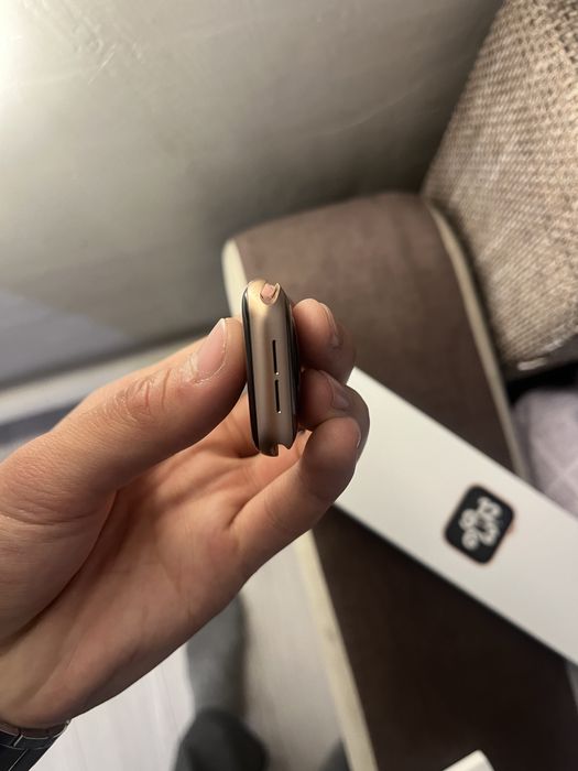 Продам Apple Watch se 41mm