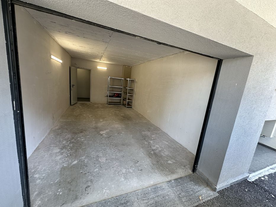 Дава се под наем Двустаен апартамент в Пловдив, Остромила - 60 кв.м за 663 € - Снимка #17