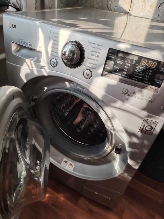 Продам стиральную машинку