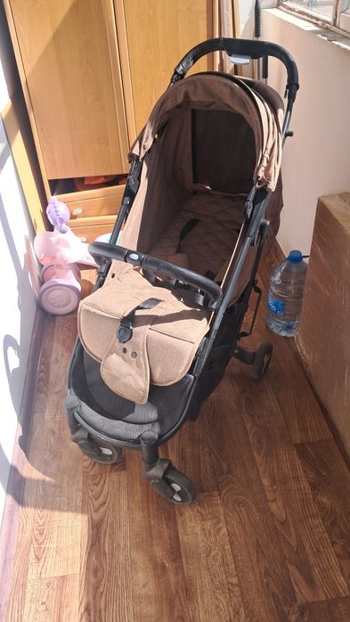 Коляска детская прогулочная