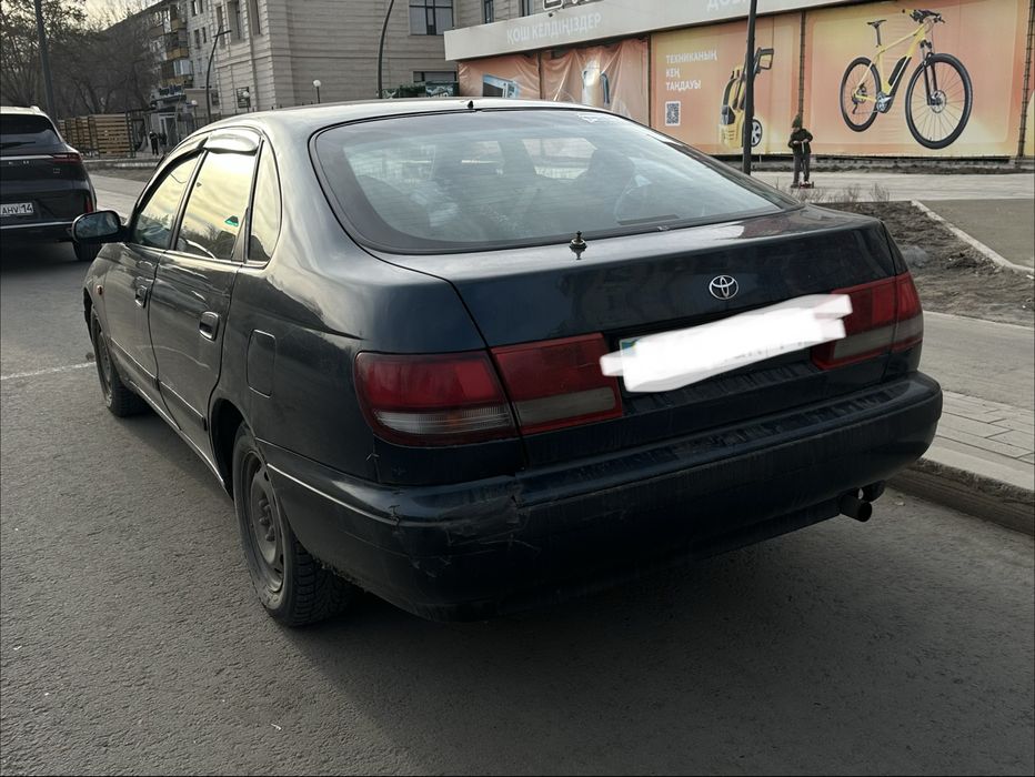 Продам карина е 2.0 акпп