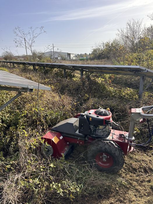 Почистване на дворове, парцели, овощни градини, солари с мулчер