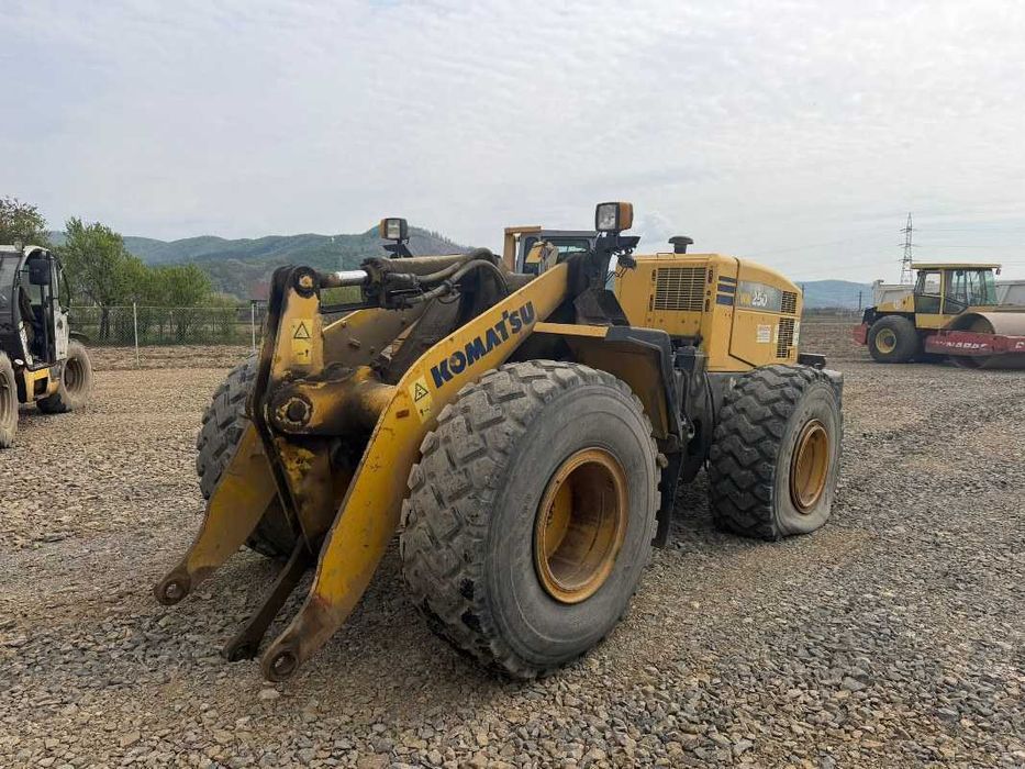 Punte axa incarcator frontal Komatsu WA250 piese