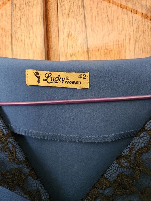 Платье нарядное 50 рр.