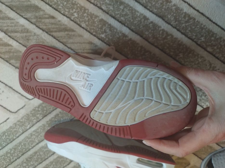 Маратонки Nike  Jordan 37,5 номер.