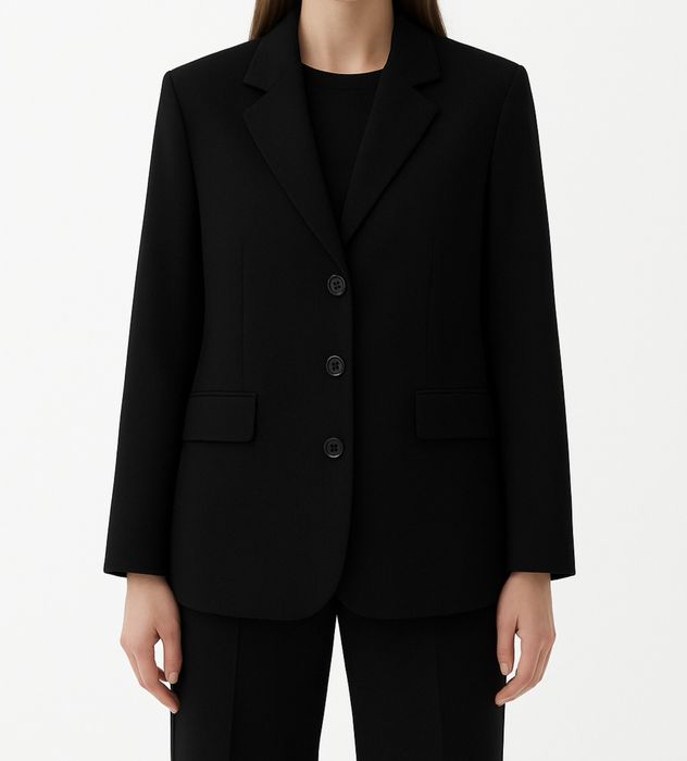 Черный женский пиджак