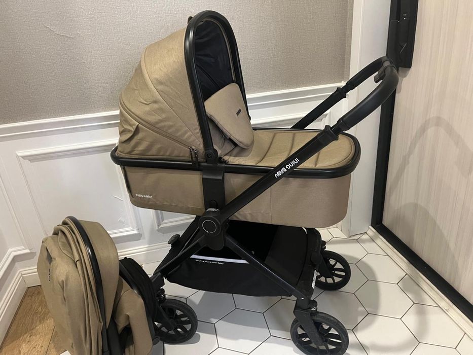 Продаю коляску ining baby d900