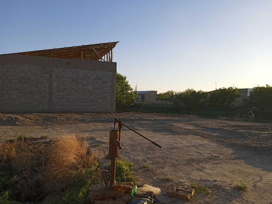 21 Sotixli hovli sotiladi