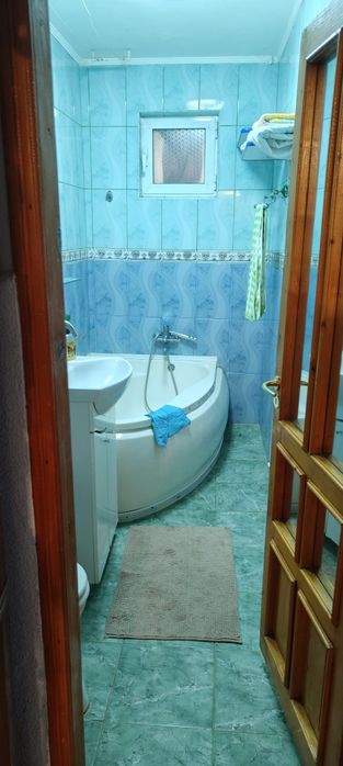 Vind apartament Galati micro 13 Bloc C10 scara 4 etaj 3
