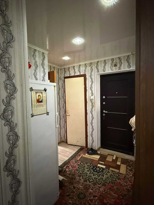 Продам 3 ком квартиру Береке ( бензострой )