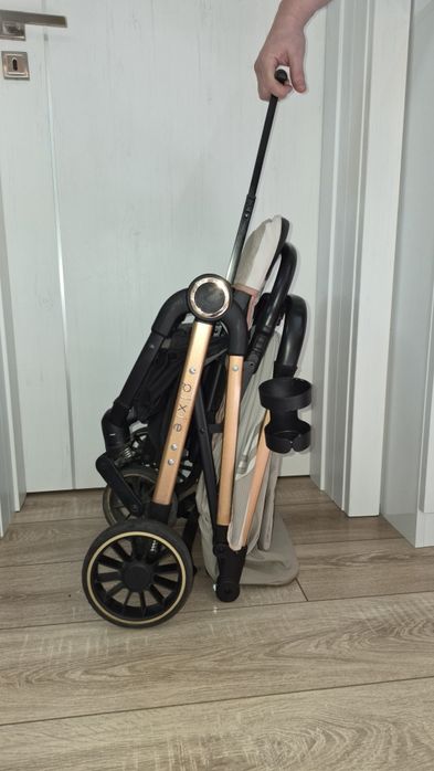 Лятна количка Chipolino Pixie до 22кг.