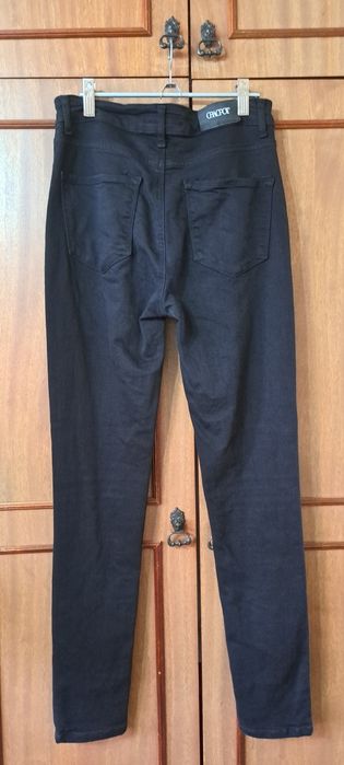 Джинсы.   черные