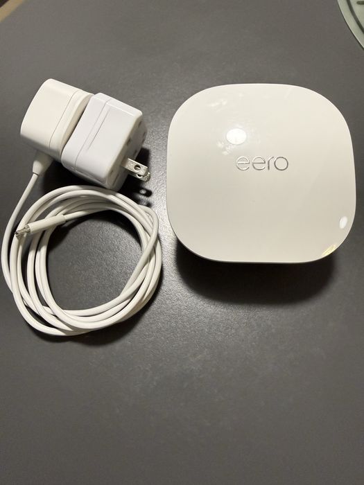 Vand Router Eero model J010001