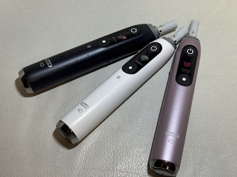 Periuta Oral B io9 Roz