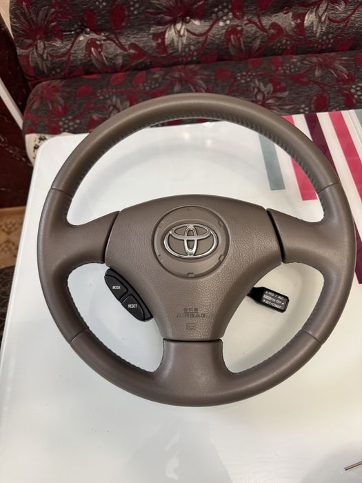 Продам руль Toyota