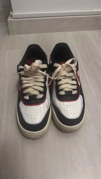 adidasi nike fara defecte