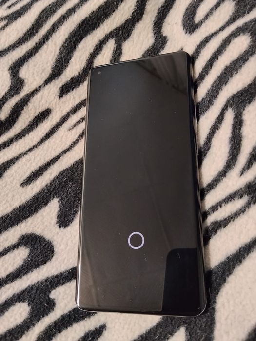 Продам телефон Xiaomi Mi 11 Ultra