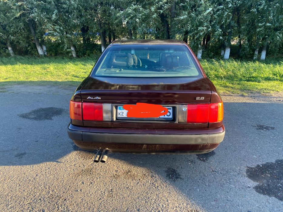 Продам автомобиль Ауди 100 с4