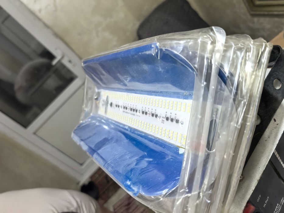 Продам аппаратуру и свет !