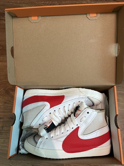 NIKE Blazer Mid 77 Jumbo