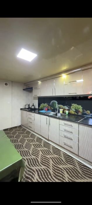 ховли сотилади газ свет сув бор