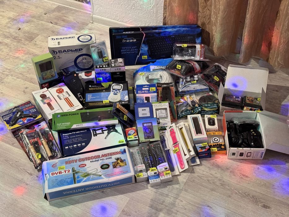 Товары для сотового отдела ОПТОМ / Подарки на новый год