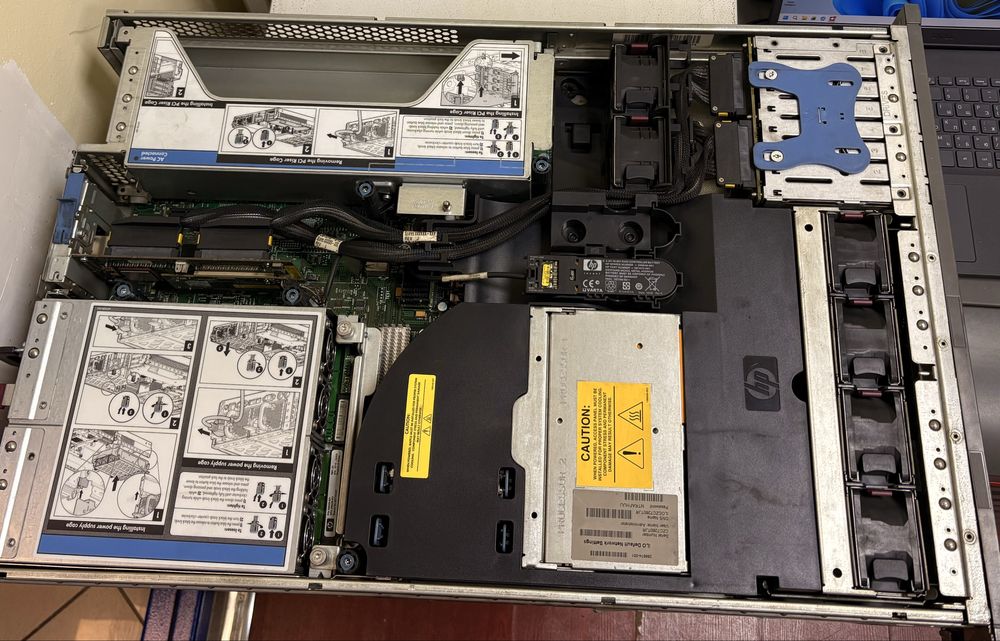 Сервер HP Proliant DL380 G5