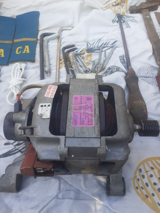 Продам моторчик новый